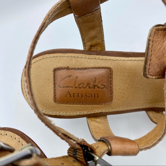 💗Clarks Artisan Strappy Sandal w/ Chunky 3” Heel - Picture 4 of 7